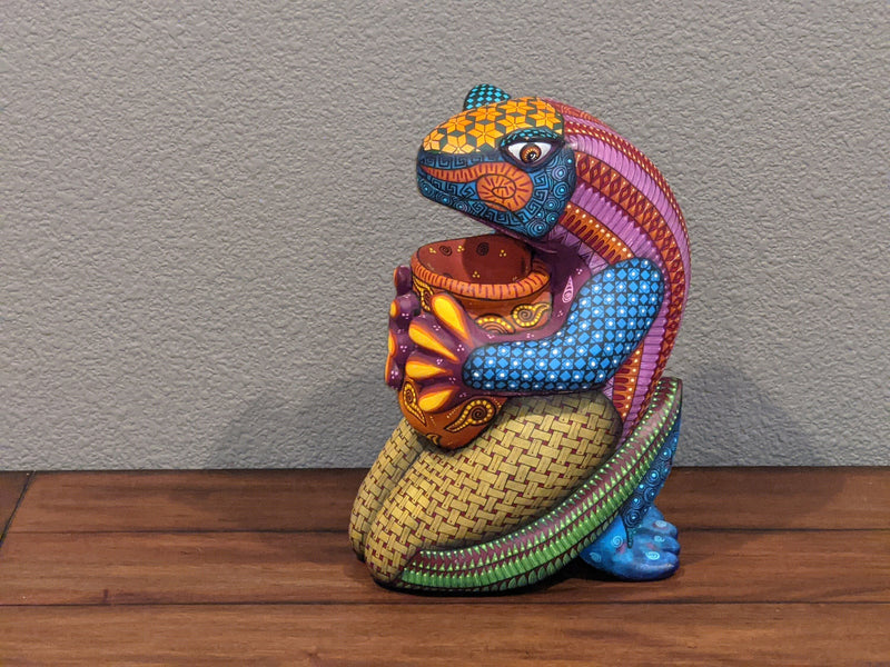 Frog Alebrije Art, Handmade Folk Art from Oaxaca Mexico, Original Wood Sculpture, Carved Animal Home Decor, Unique Frog Statue Gift